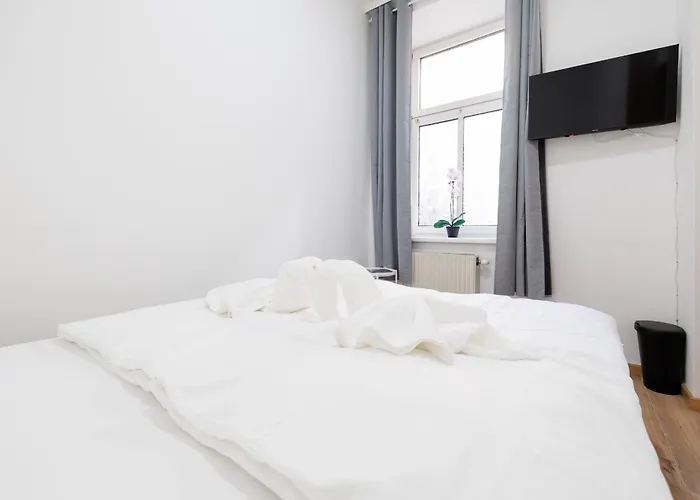 Hostel Belvedere - & Renovated *