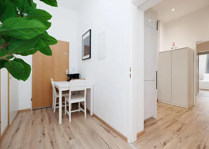 Belvedere - & Renovated Hostel