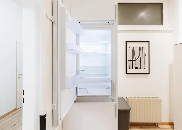 Hostel Belvedere - & Renovated *