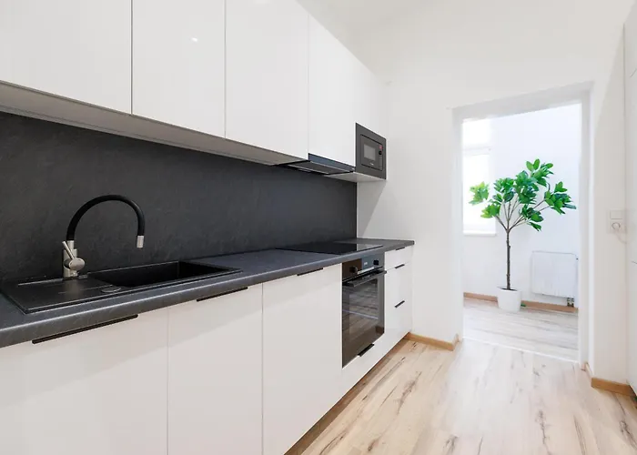 Hostel Belvedere - & Renovated