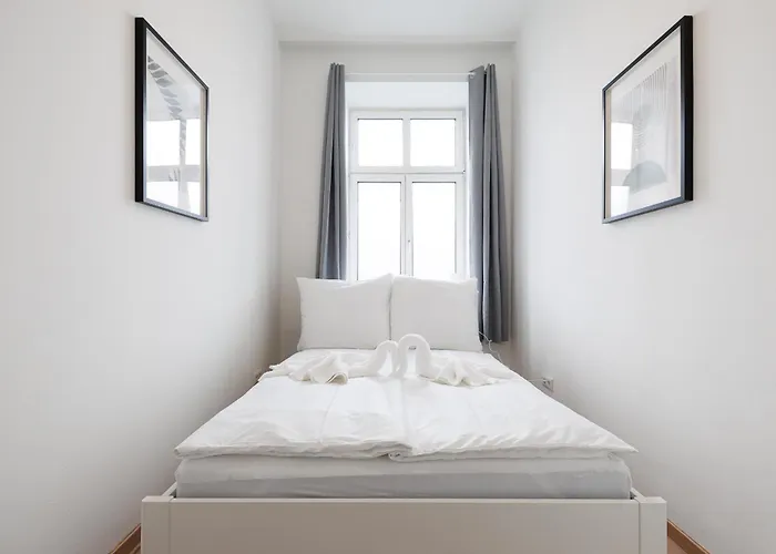 Hostel Belvedere - & Renovated Bécs