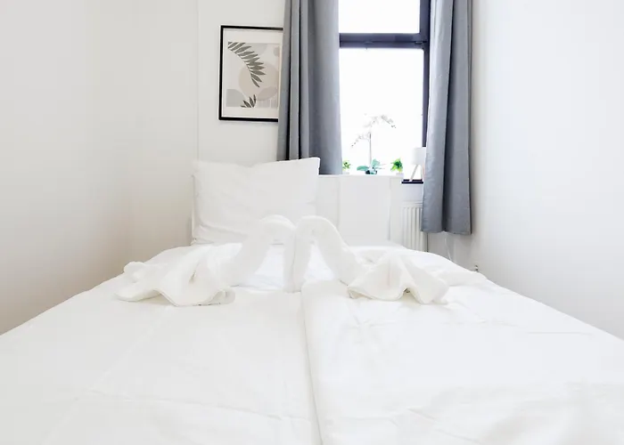 Hostel Belvedere - & Renovated Bécs