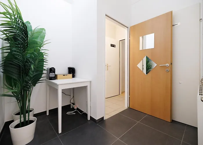 Belvedere - & Renovated Hostel *