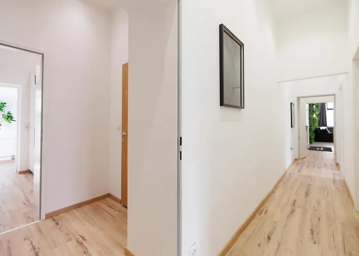 Hostel Belvedere - & Renovated *